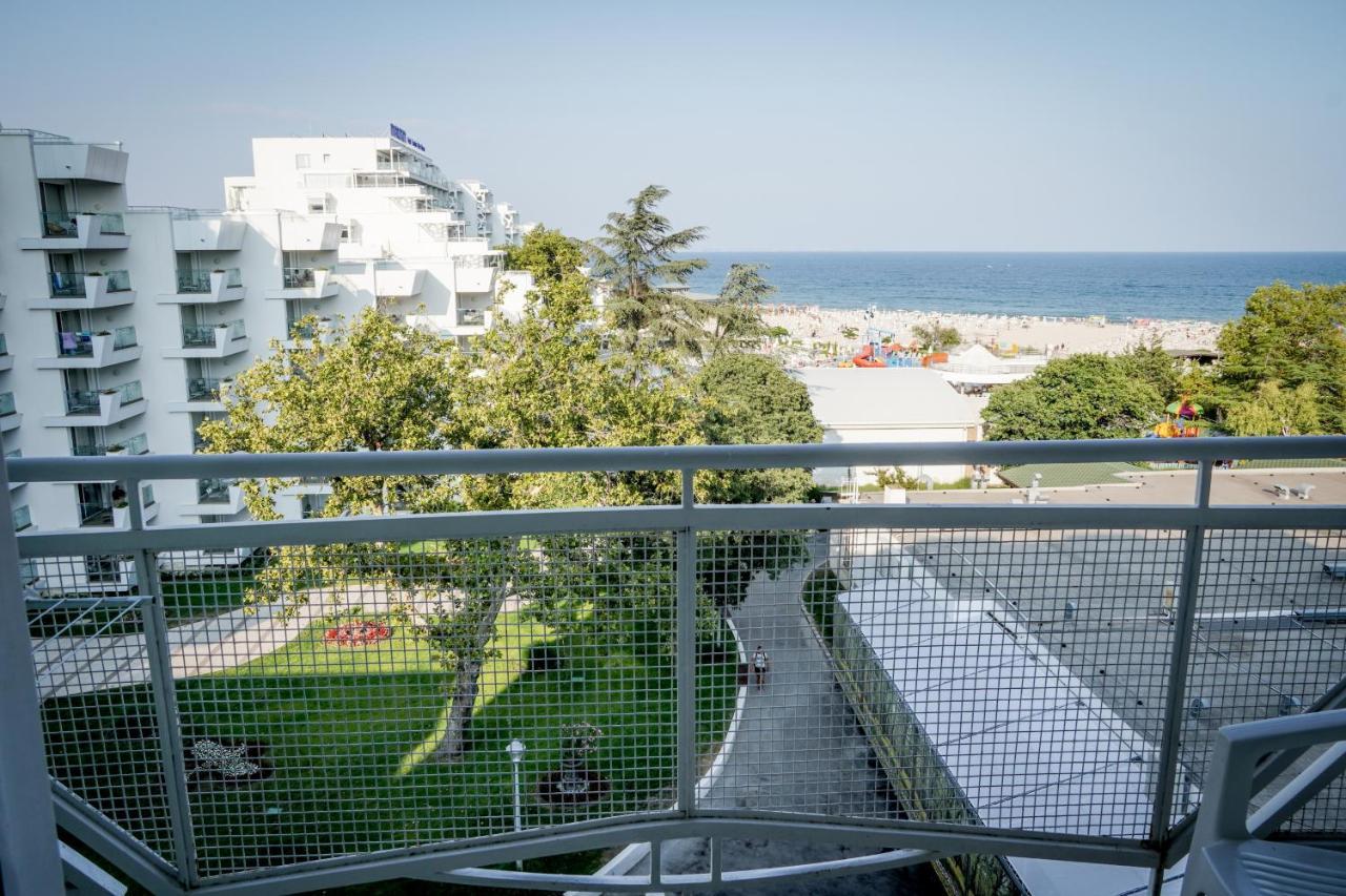 Hotel Malibu Albena Exterior photo